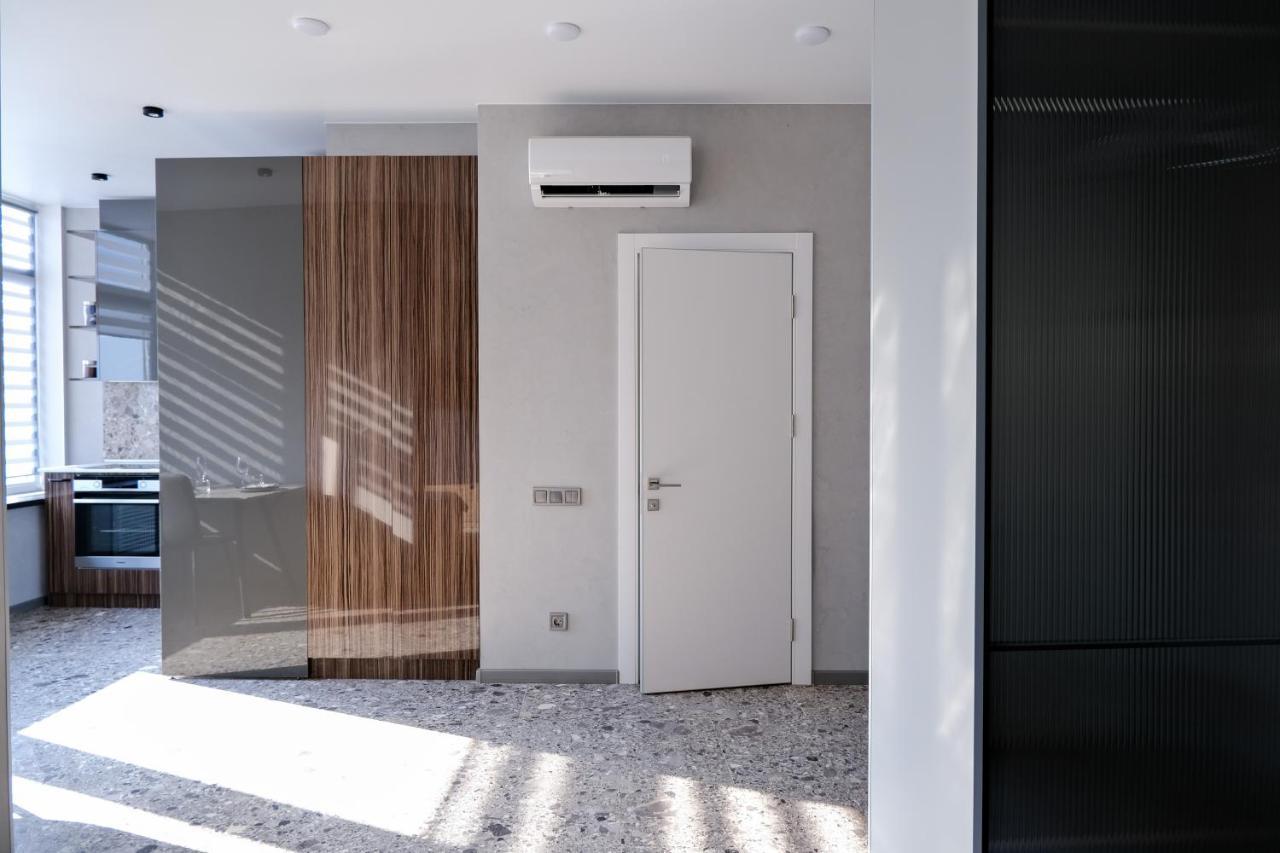Board Apart Hotel Odessa Exterior foto