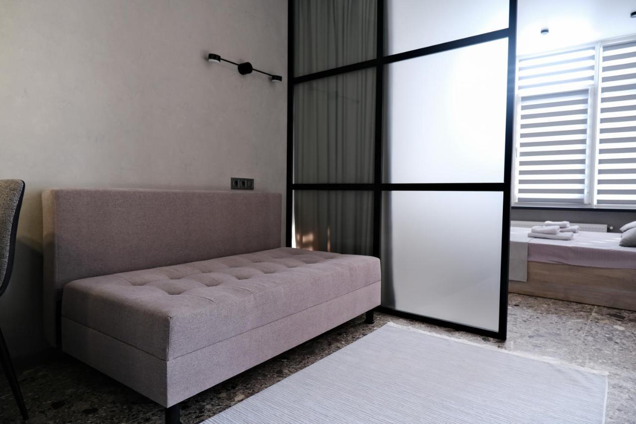 Board Apart Hotel Odessa Exterior foto